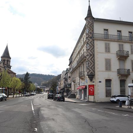 201, Les Ambassadeurs Apartment La Bourboule Bagian luar foto